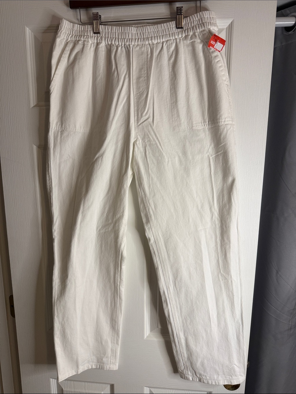 Chadwicks Women's White Elastic-Waist classic pull on jeans L sku60 new